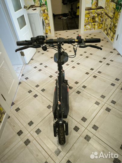 Самокат взрослый электрический