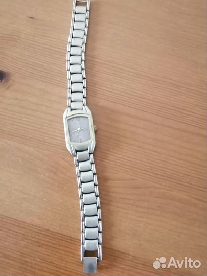 Часы женские