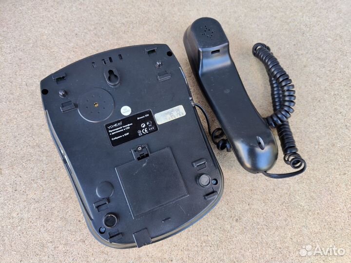 Телефон Voxtel Breeze 550