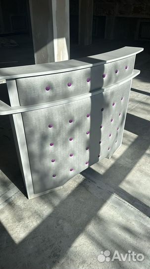 Стойка ресепшн бу