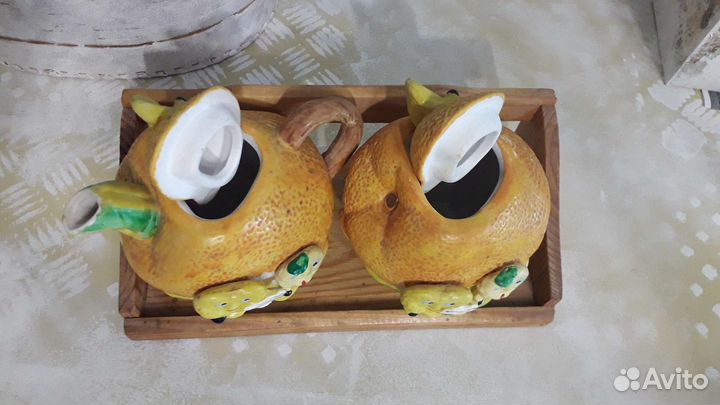 Чайник заварочный и сахарница