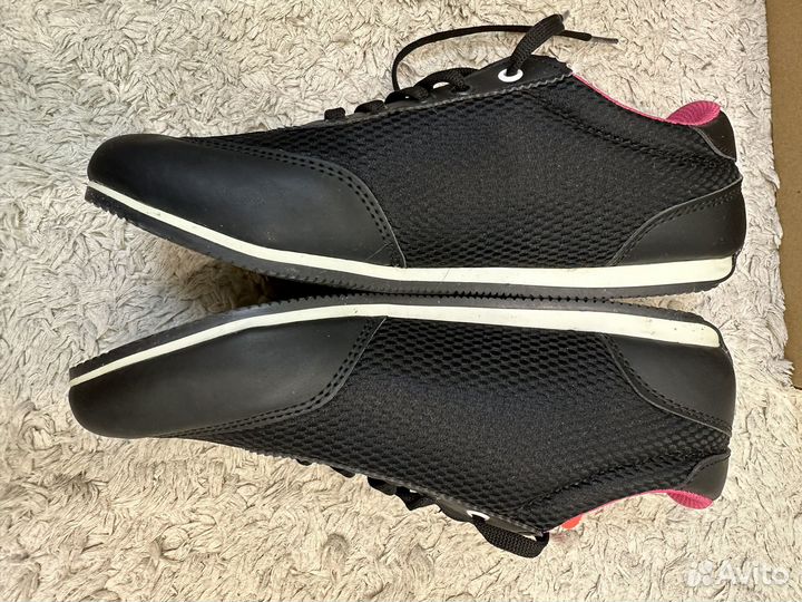 Кроссовки новые 38 размер