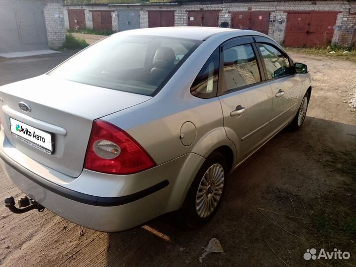 Ford Focus 1.8 МТ, 2008, 235 000 км