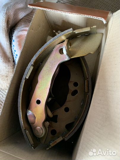 Тормозные колодки задние тойота камри 1990