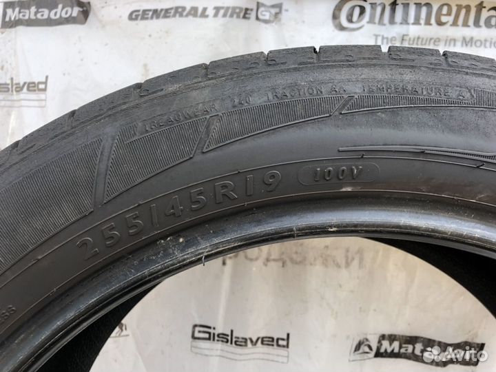 Dunlop SP Sport Maxx 255/45 R19