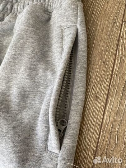 Спортивные штаны