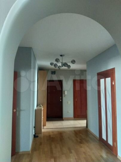 3-к. квартира, 113,6 м², 7/8 эт.