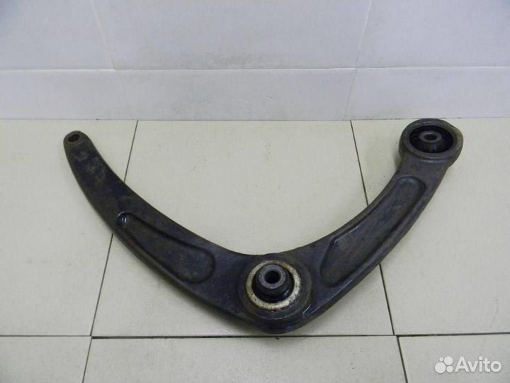 Рычаг передний левый C4 2005-2011