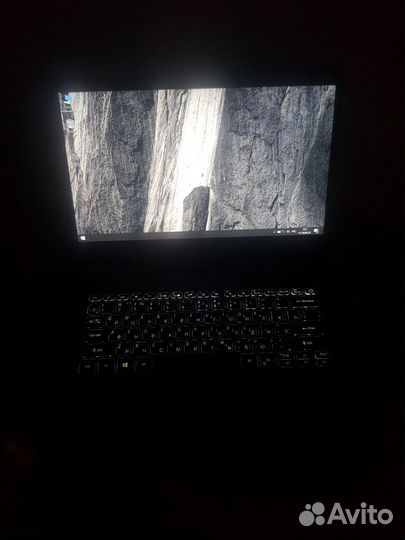 Мощный лёгкий Acer FullHd IPS core i5 SSD 512