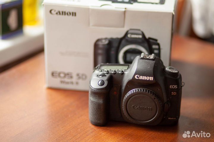 Зеркальный фотоаппарат Canon 5d mark ll