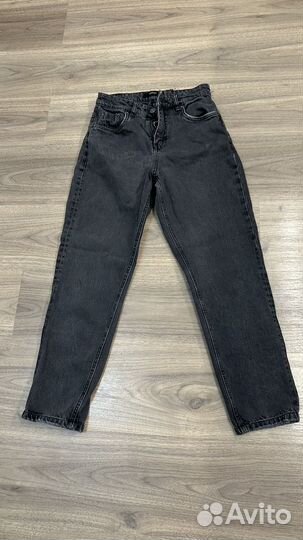 Джинсы бананы s