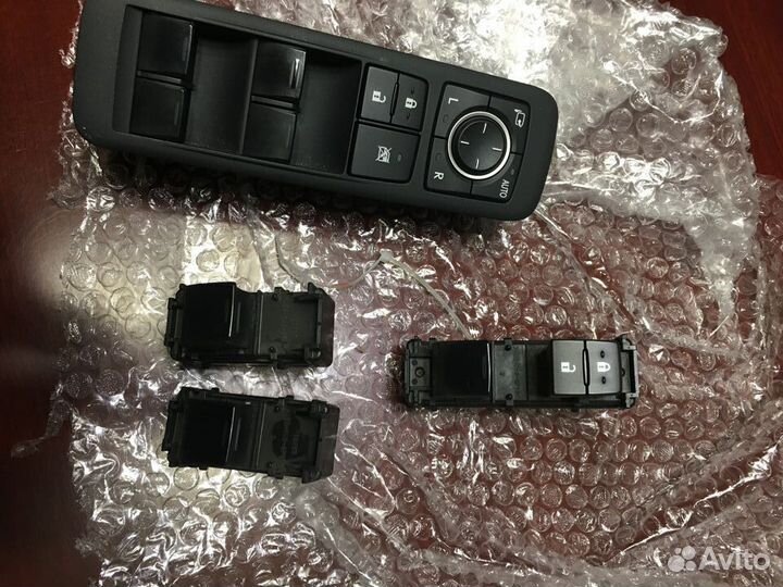Кнопки стеклоподъемников Lexus RX/GS 4