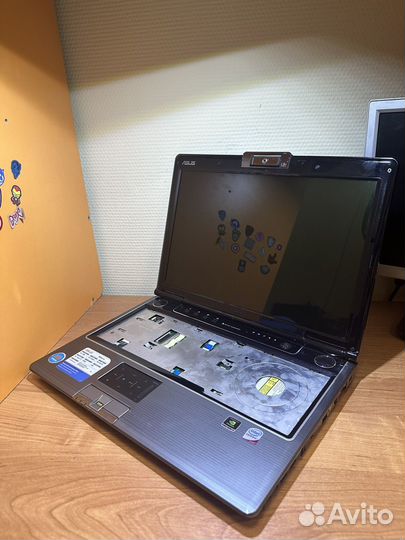 Ноутбук asus M50S