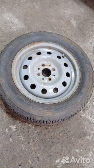 R14 Bridgestone B-style 185/60, PCD 4x98 DIA 40