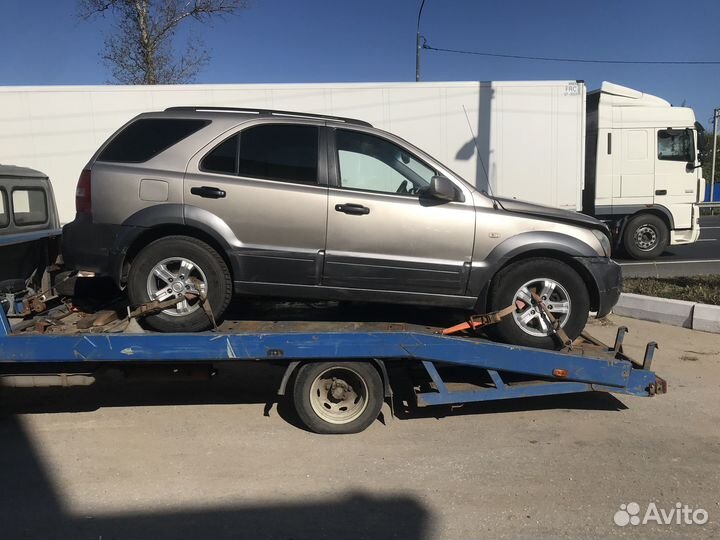 Aвтoмoбиль в разбоpe Kia Sorento 1 рестайлинг