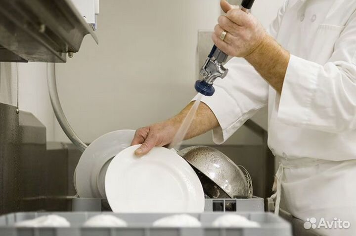 Посудомойщик/посудомойщица в столовую