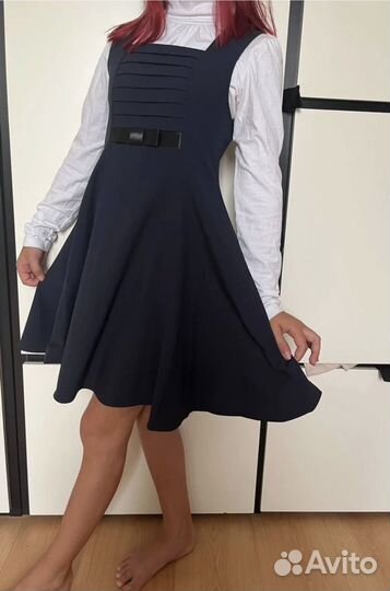 Школьный сарафан новый 140