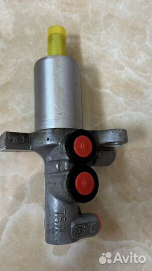 Главный тормозной цилиндр