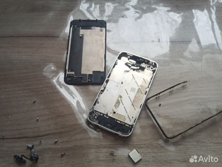 iPhone 4S, 32 ГБ