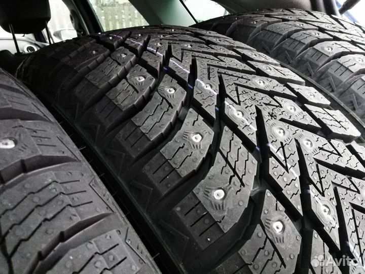 Nokian Tyres Hakkapeliitta 10p SUV 235/60 R17 106T