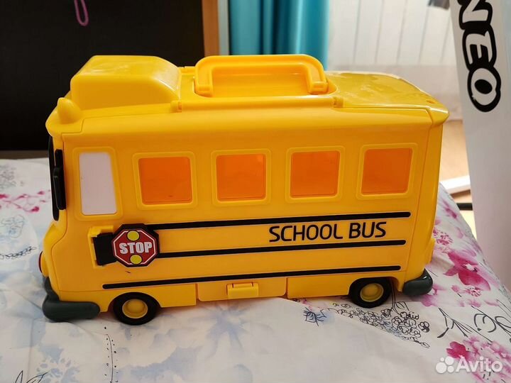 Автобус Робокар Поли