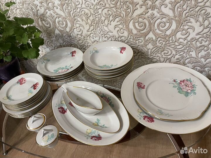 Сервиз столовый