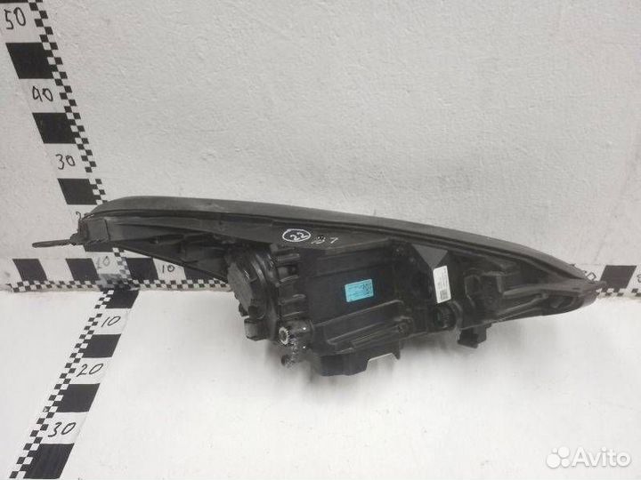 Фара левая Kia Sportage