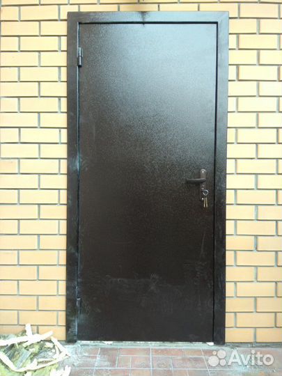 Дверь металлическая входная