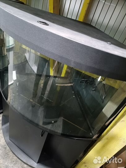 Аквариум угловой 200 л с крышкой и освещением