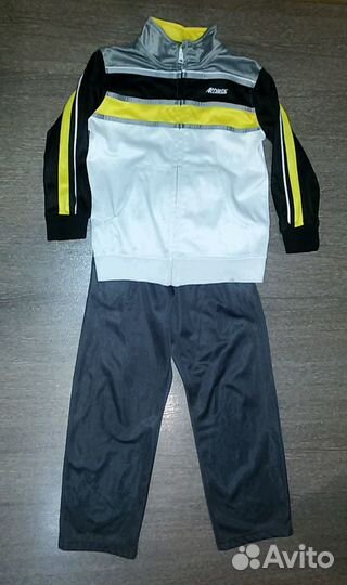 Спортивный костюм