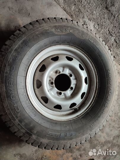 GT Radial Champiro IcePro SUV 265/70 R16