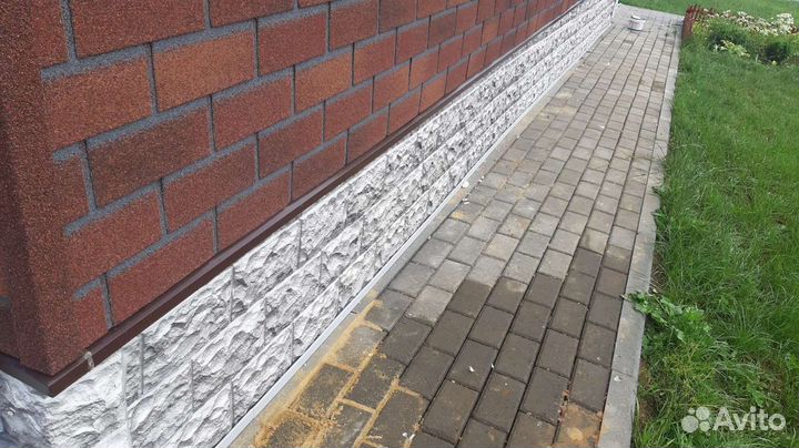 Бригада строителей