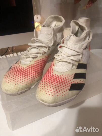 Футбольные кроссовки Nike Predator