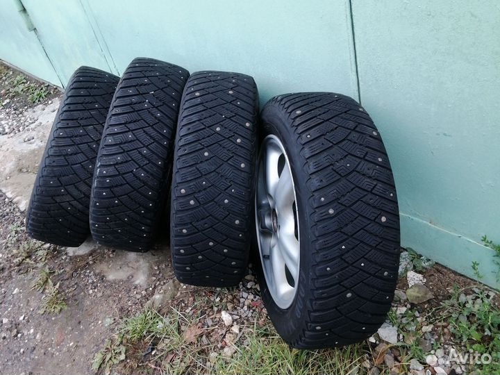 Goodyear Ultragrip Ice Arctic 195/60 R15 88T