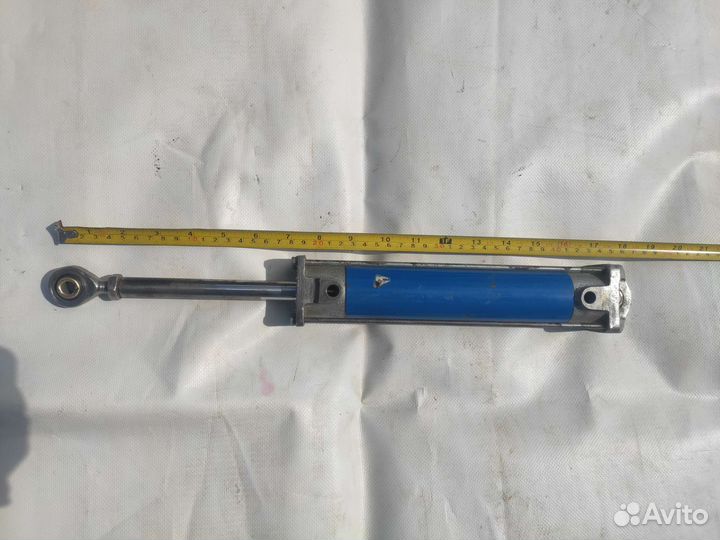 Гидроцелиндр