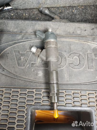 Форсунка mercedes cdi