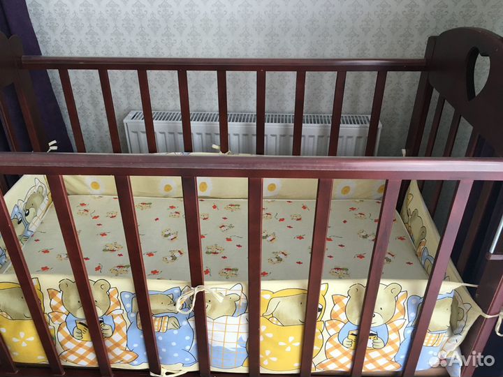 Кроватка б/у и матрас