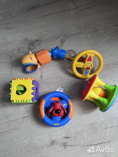 Развивающие игрушки пакетом