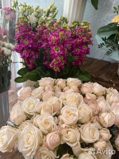 Доставка цветов Сочи Адлер Красная поляна