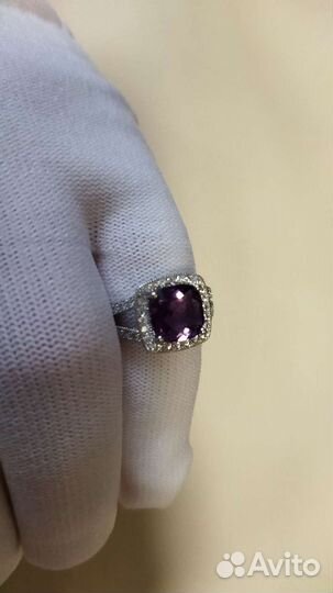 Красивое кольцо-перстень