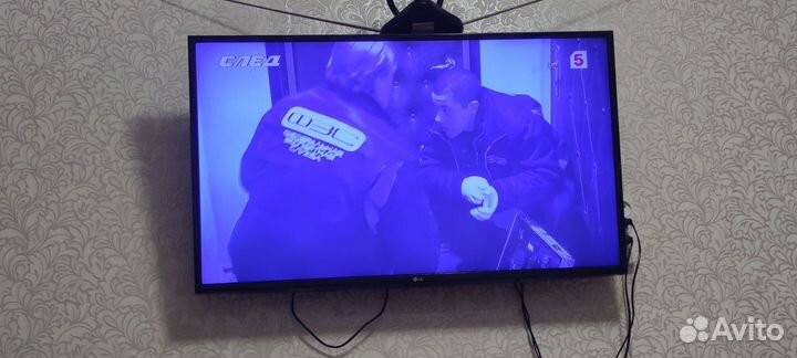 Телевизор lg 42 SMART tv