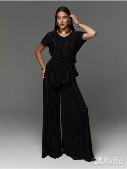 Брючный костюм 46-48