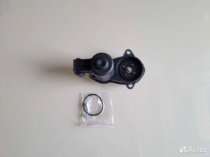 Моторчик стояночного тормоза BMW 5 новый