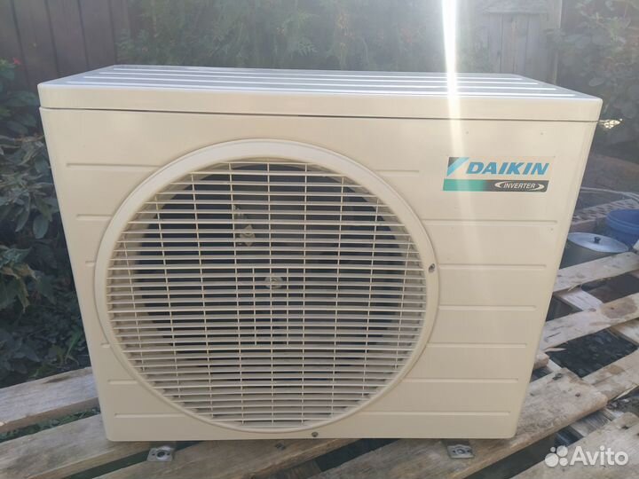 Инверторная сплит-система Daikin ftxk35AW Miyora