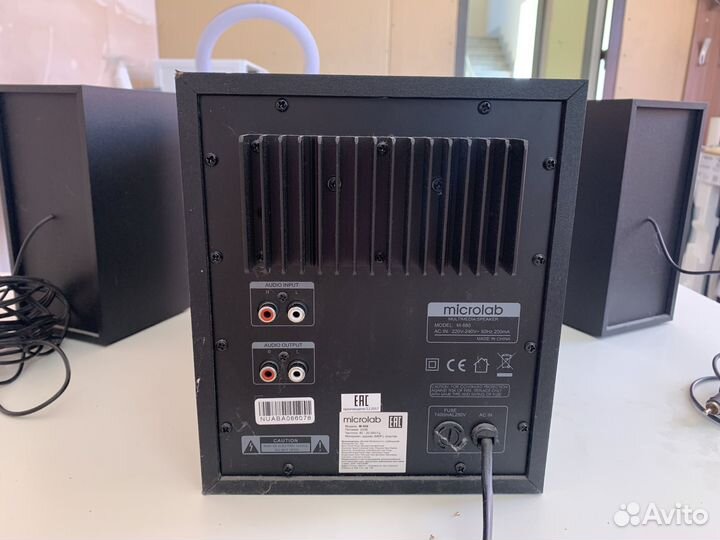 Сабвуфер и колонки для компьютера Microlab M-880