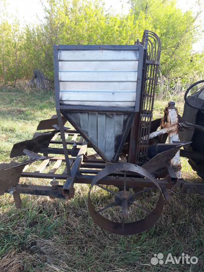 Картофелесажалка двухрядная