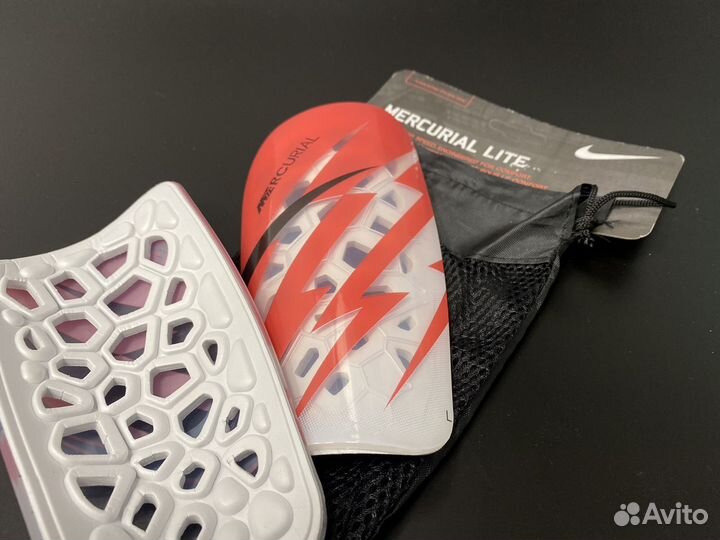 Футбольные щитки Nike и Adidas новые