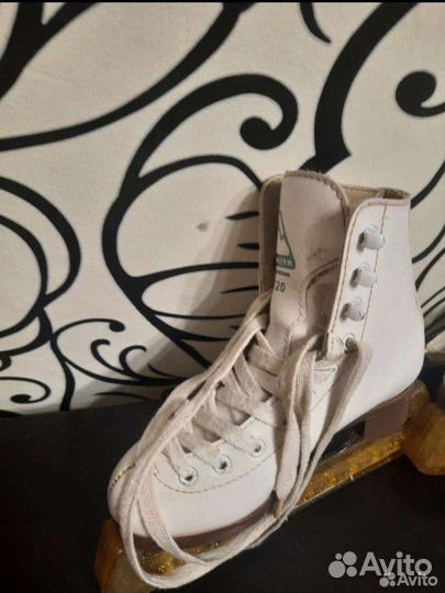 Фигурные коньки jackson