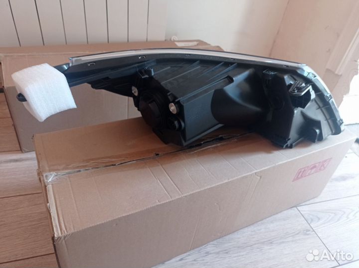 Фара передняя левая Kia Rio 3 2011-2015