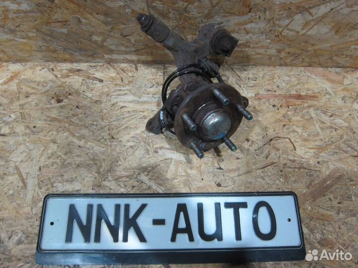 Кулак задний Hyundai Coupe Tiburon GK